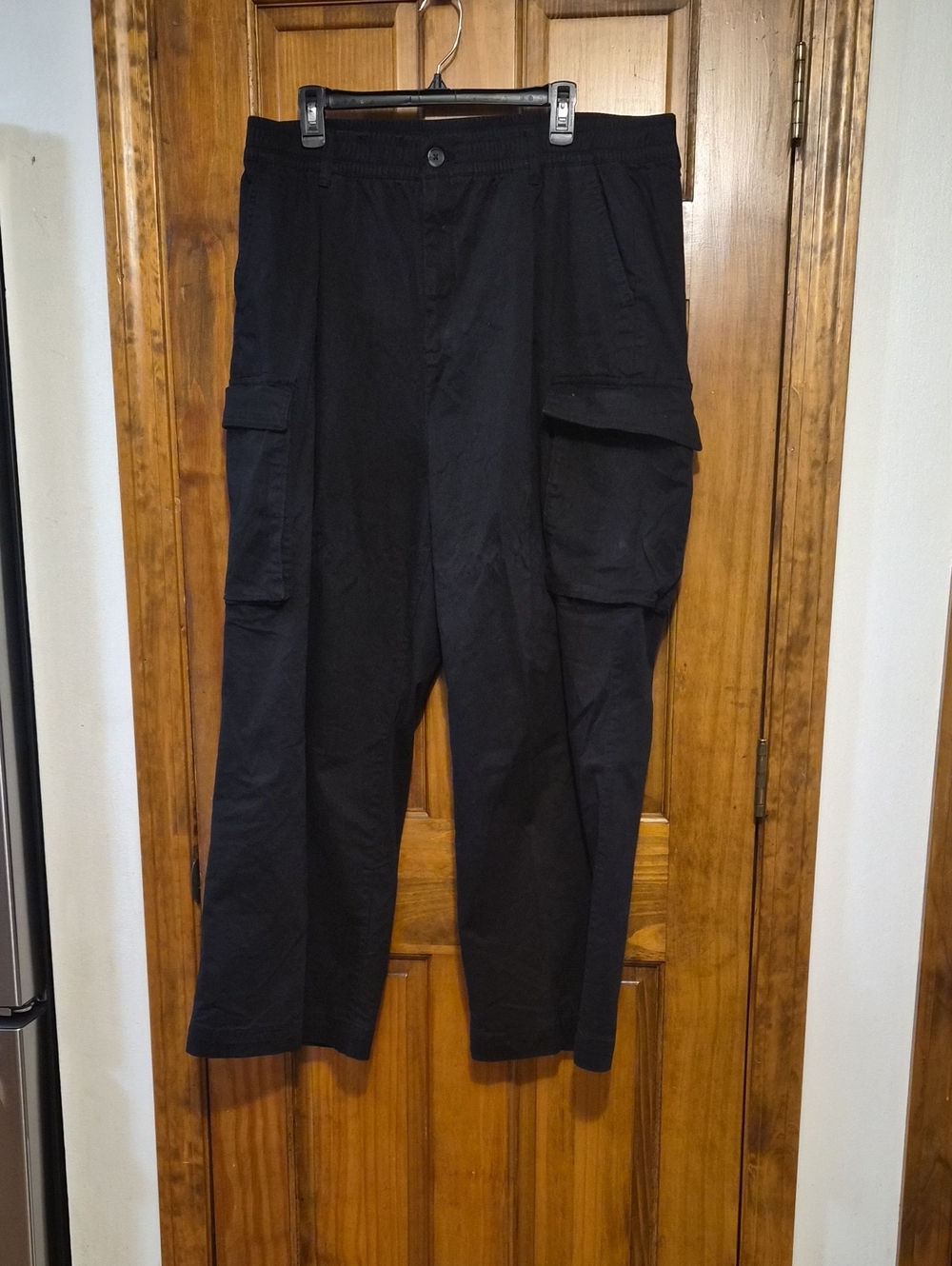 Women's Black Cargo Pants - Casual Utility Style